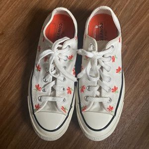 Chuck Taylor Converse All Star Floral Tennis Shoes.